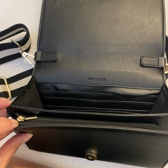 simons - Picture 3 of 5